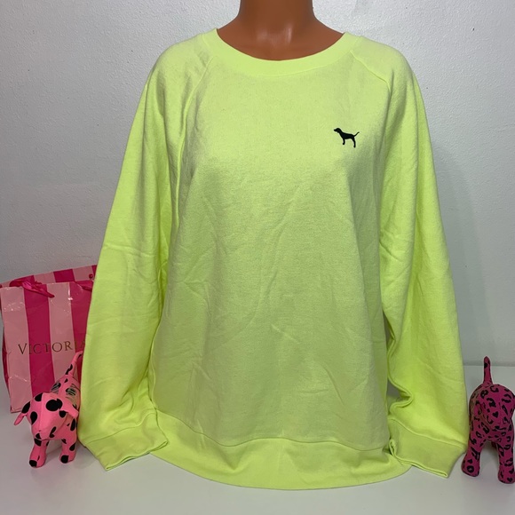 🚫SOLD🚫PINK VS CAMPUS CREWNECK PULLOVER - Picture 2 of 6